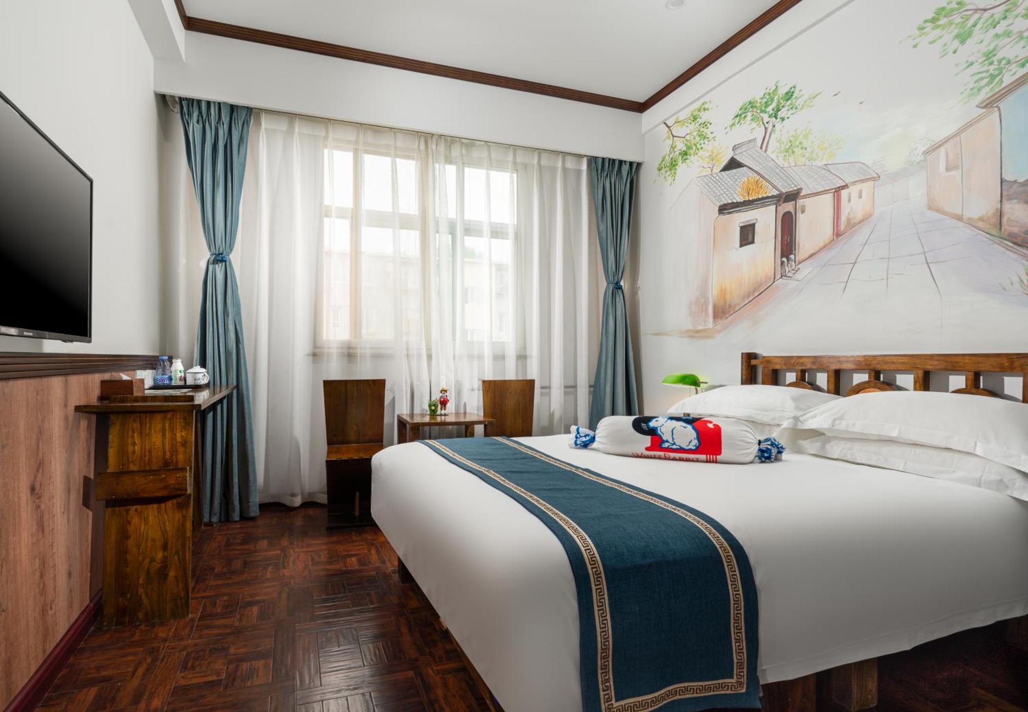 Nost Algia Hotel - Near Beijing Yonghe Lama Temple, Ghost Street, Beihai Park, Jingshan Park, Drum Tower, Houhai Bar Street, Tian'Anmen Square, Located In Beijing Traditional Hutongs, 5 Minutes Away From Subway, Free Laundry Serive المظهر الخارجي الصورة